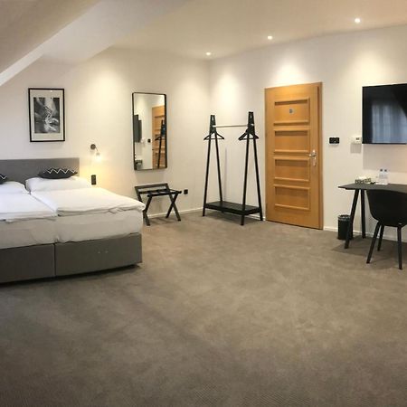 Rakovník Rozmaryn Hotel B&B מראה חיצוני תמונה
